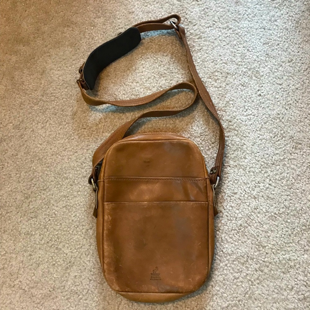 RENWICK STEERHIDE Leather Vintage Shoulder Bag